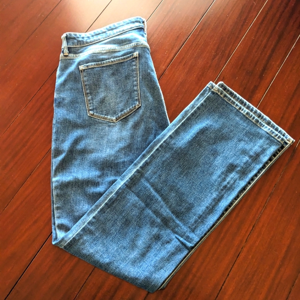 Old Navy, Women's Kicker Boot Cut High Rise Jeans, Size 14